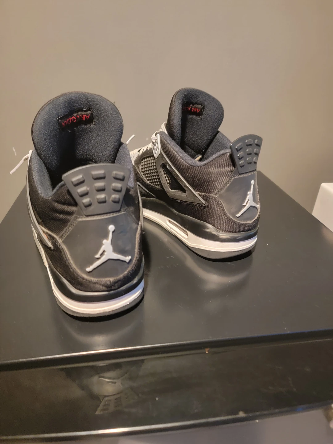 Air Jordan 4 Retro Sneakers - photo 4