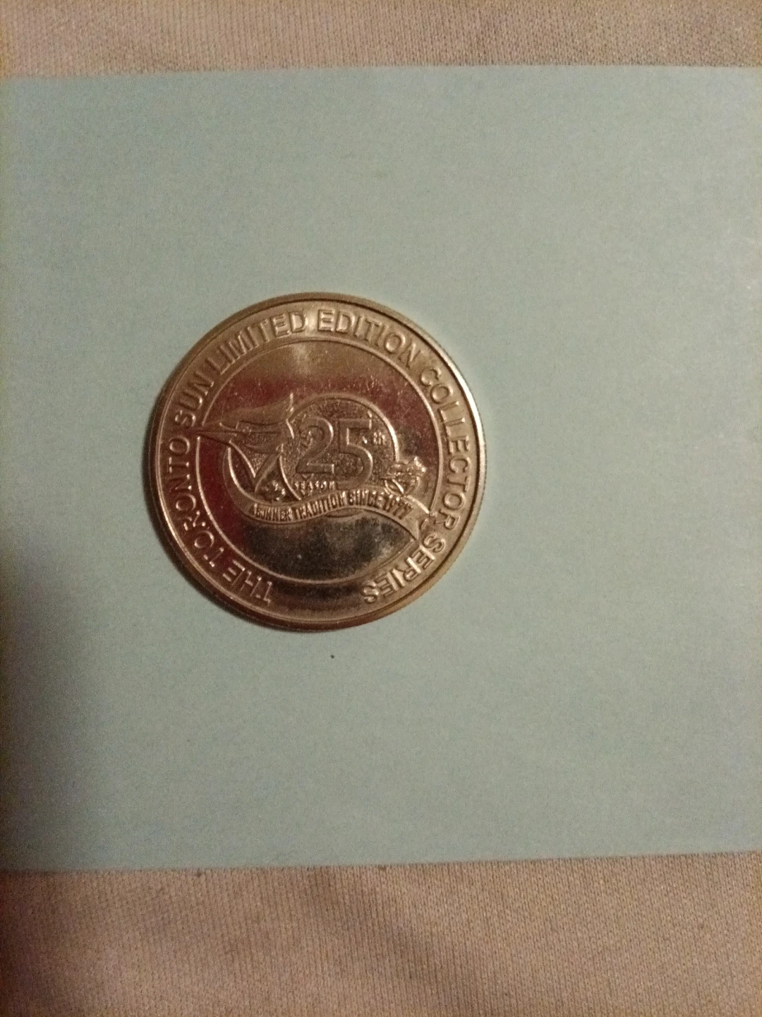 Toronto Sun Blue Jays 25th Anniversary Collector Coin - photo 2
