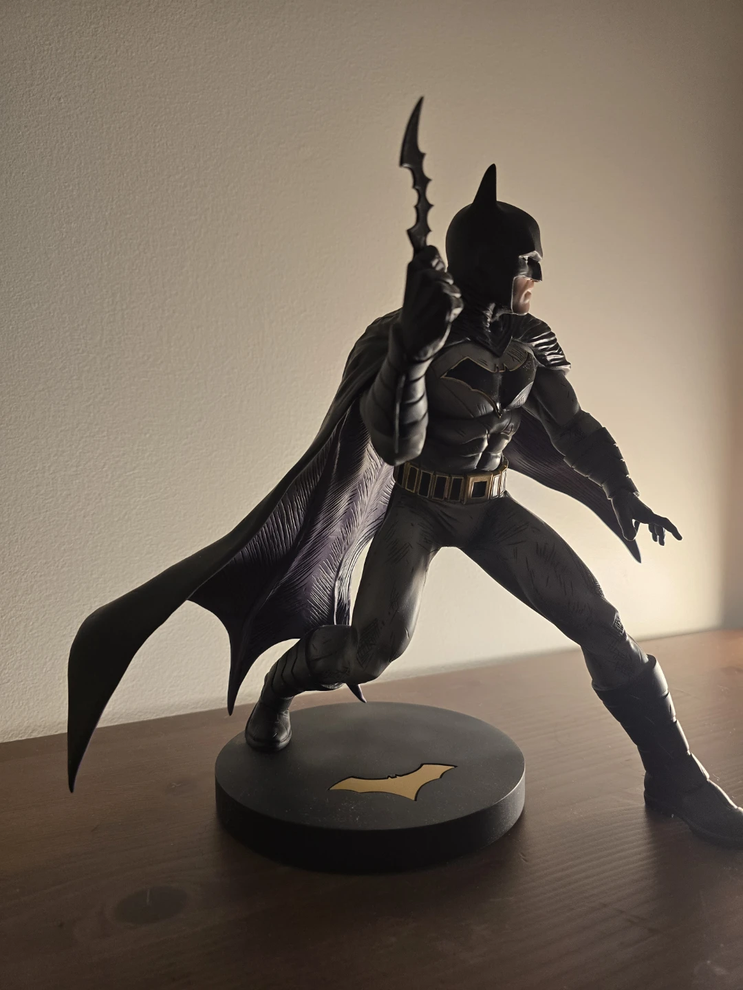 Batman DC Comics Statue - photo 3