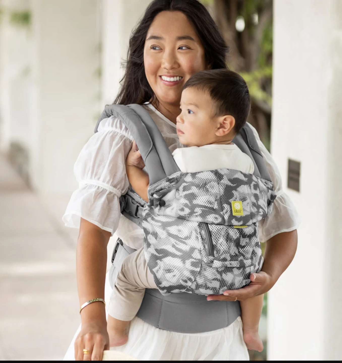 Lillebaby Complete Airflow Baby Carrier