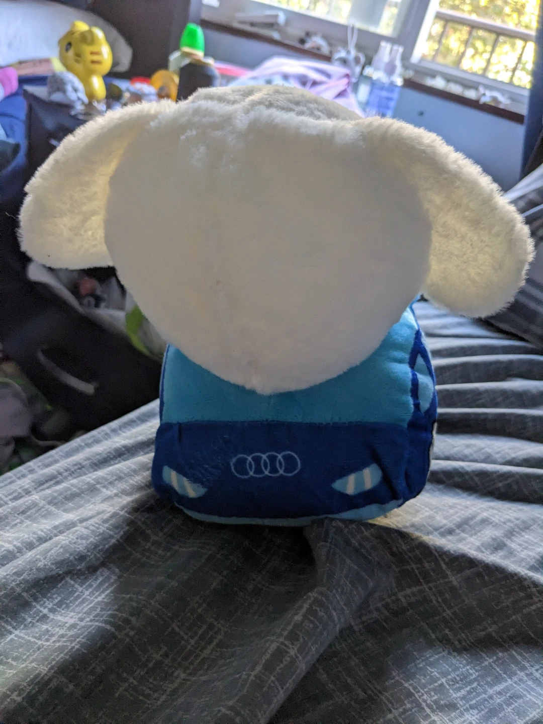 Sanrio Cinnamoroll Plush in Audi Car - photo 3
