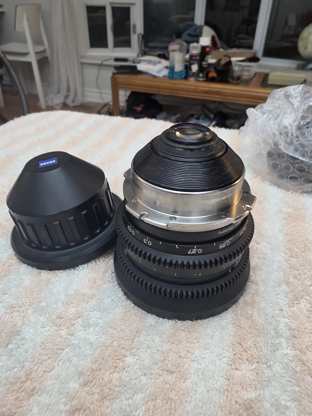 Carl Zeiss Distagon 16mm f/2 Lens - photo 5
