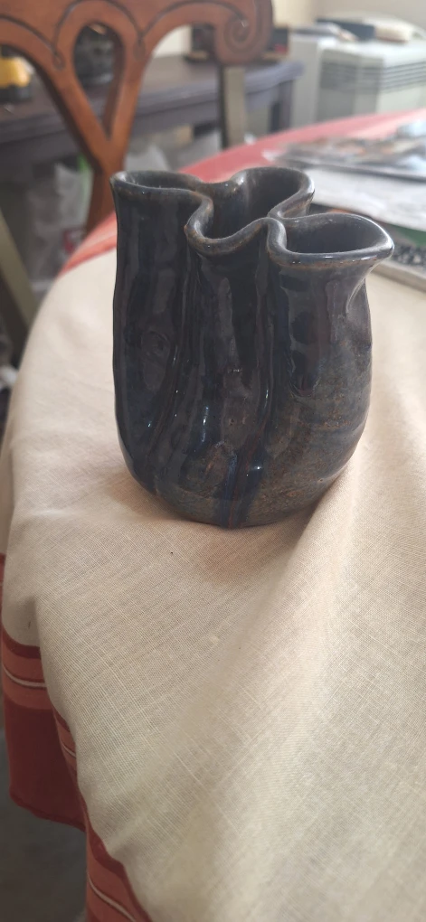 Handcrafted Ceramic Vase - photo 2
