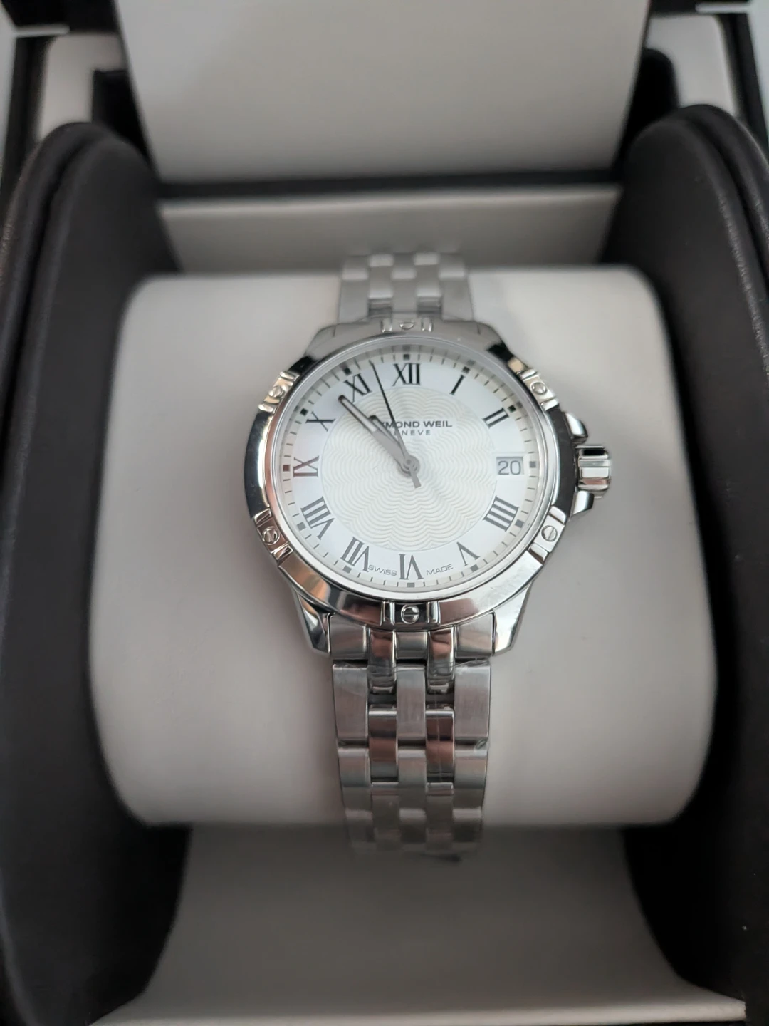 Raymond Weil Geneve Watch - photo 3