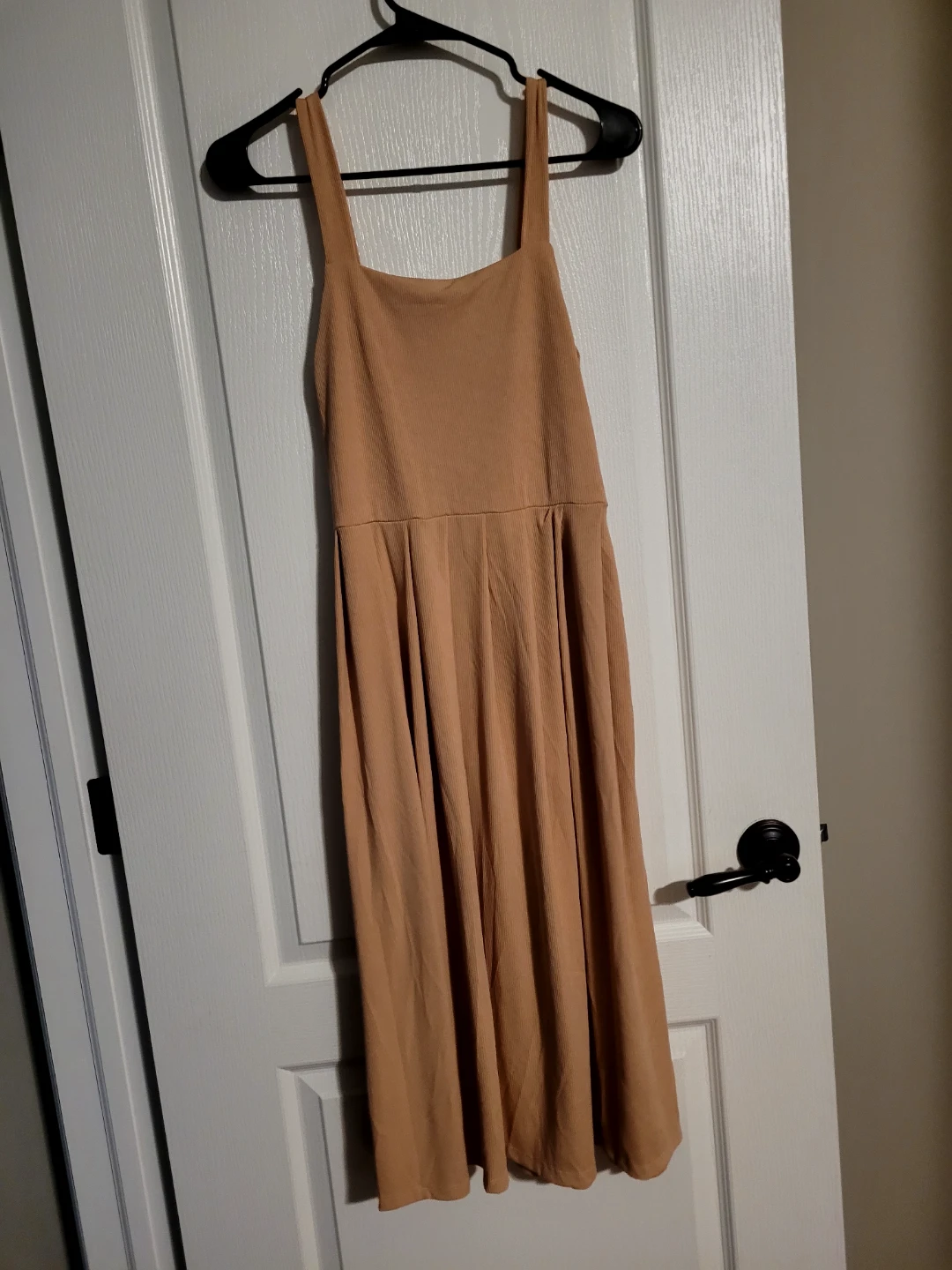 Tan Sleeveless Ribbed Midi Dress - photo 2