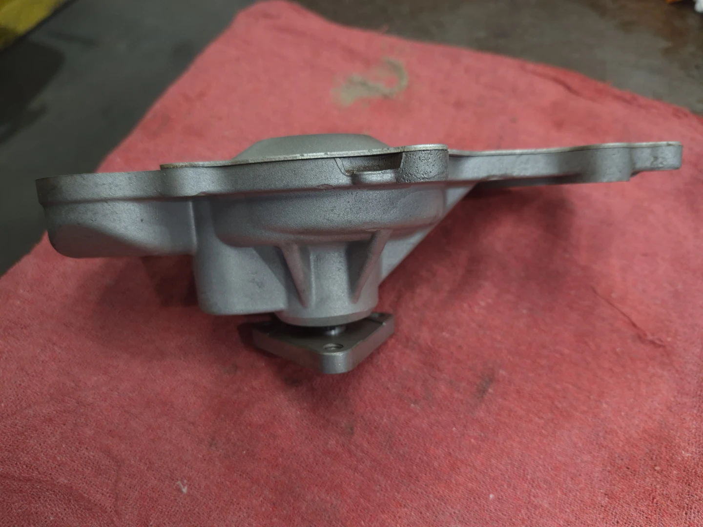 FoMoCo Water Pump BR3E-8501-NB v6 ford transit 150 - photo 4