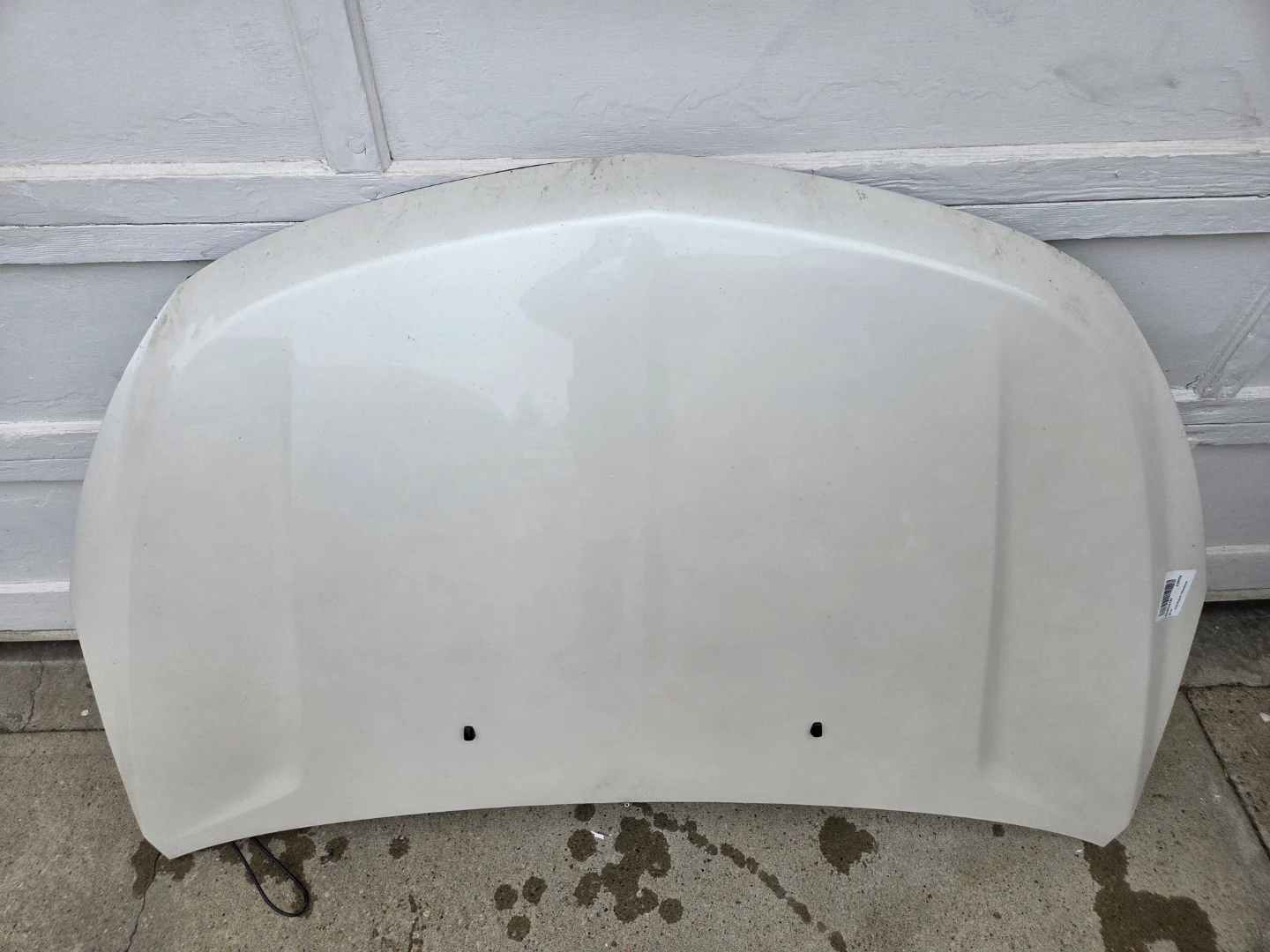 White Chevrolet traverse 2013-2017 Hood - photo 2
