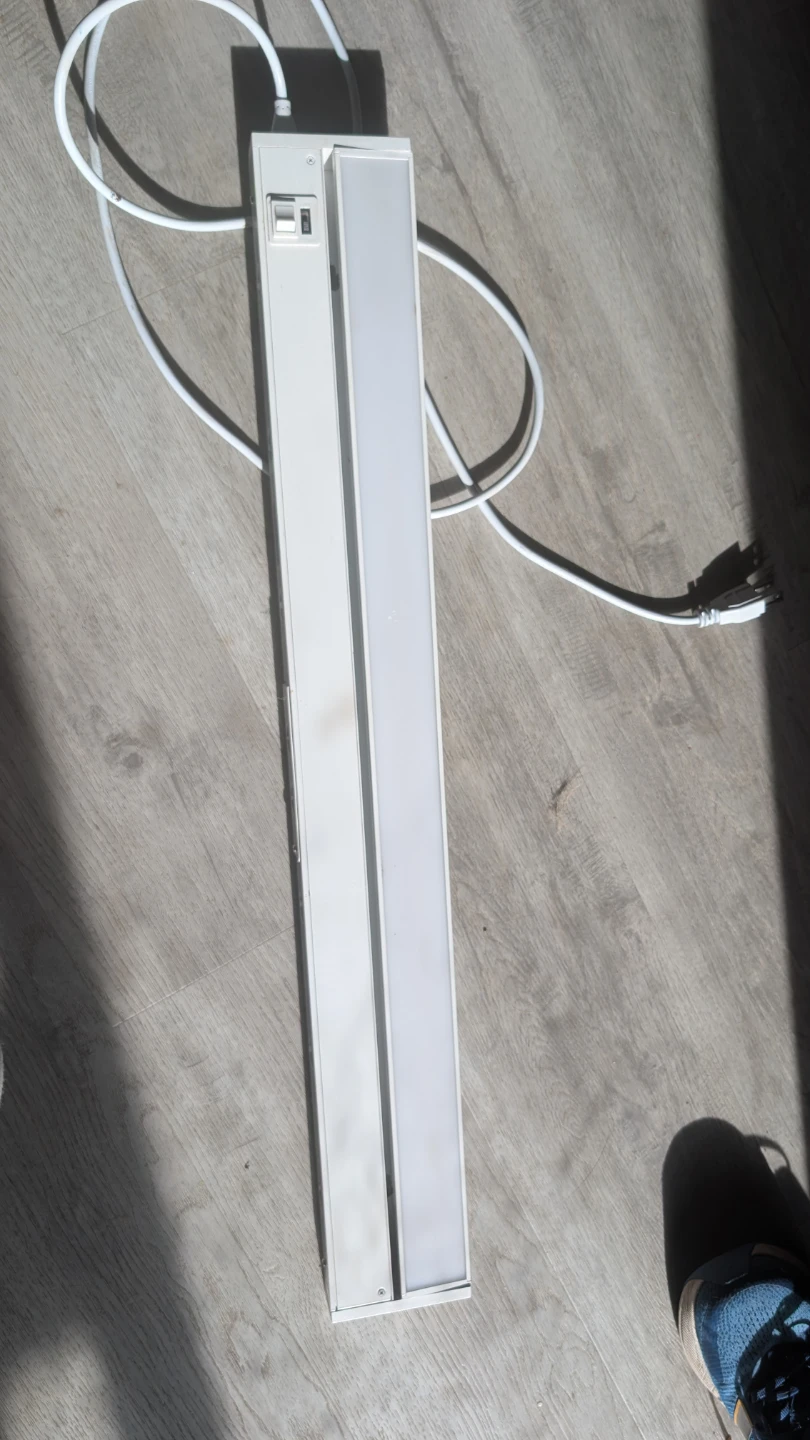 White Under Cabinet LED Light Fixture