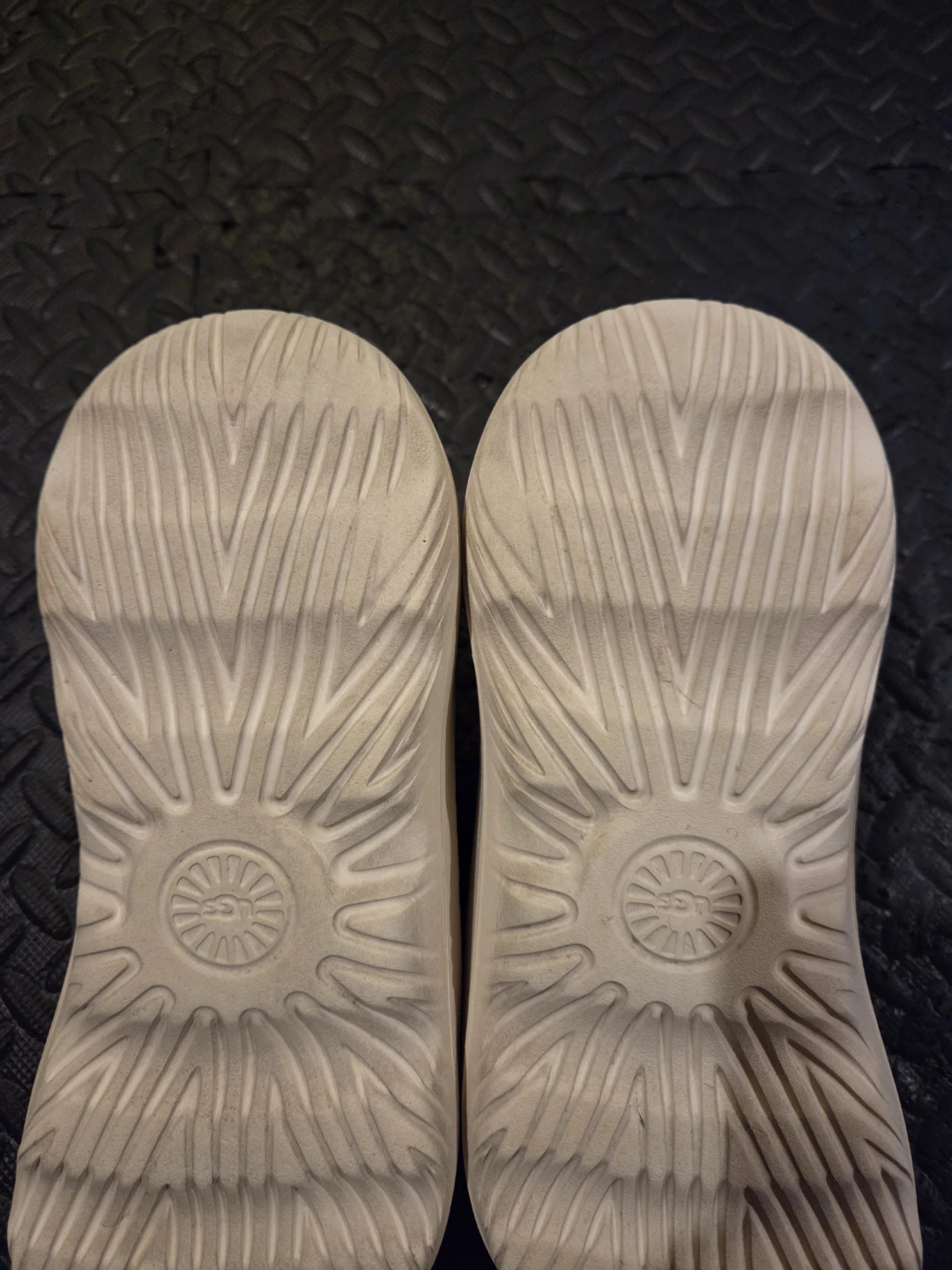 UGG Slide It 2 Sandals. Men's Size 13. - photo 3