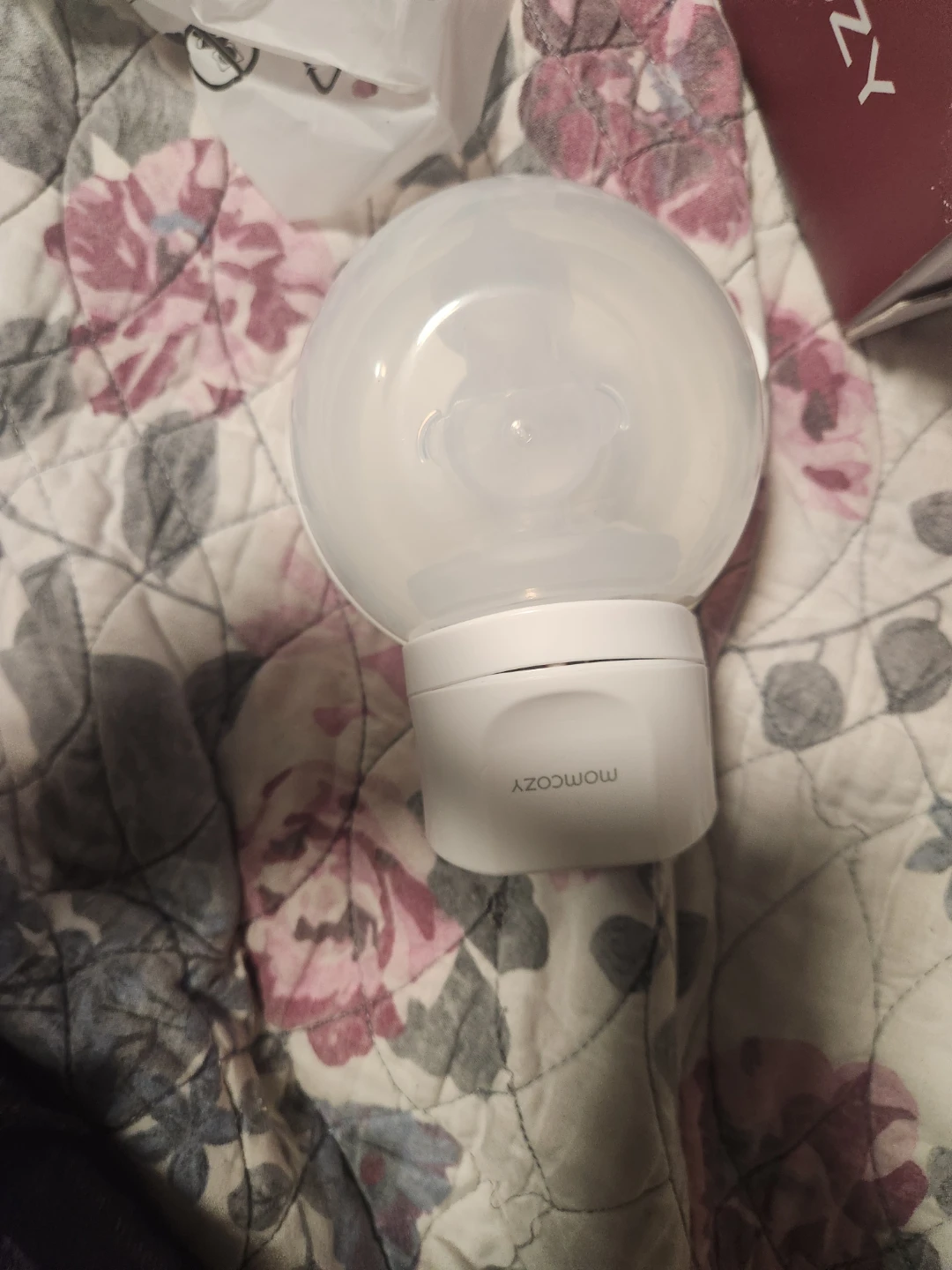 Momcozy Wearable Breast Pump - photo 2