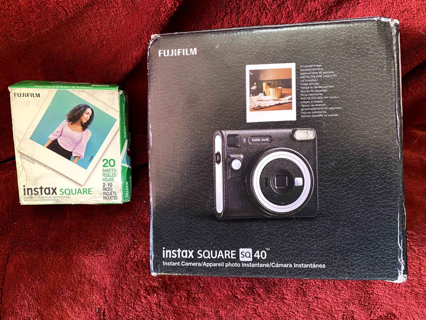 Fujifilm Instax Square SQ40 Instant Camera - Brand New with Film
