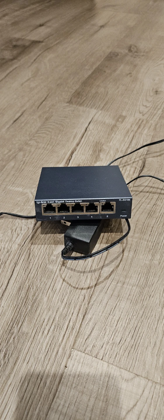 TP-Link 5-Port Gigabit Desktop Switch TL-SG105