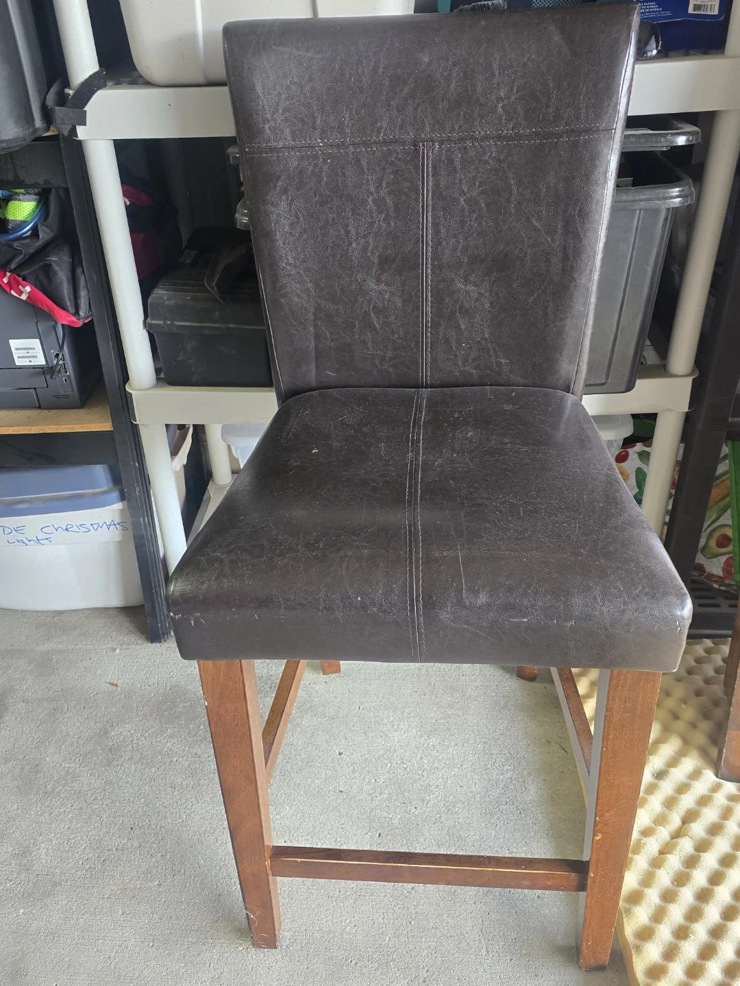 Dinning table and 4 chairs - photo 3