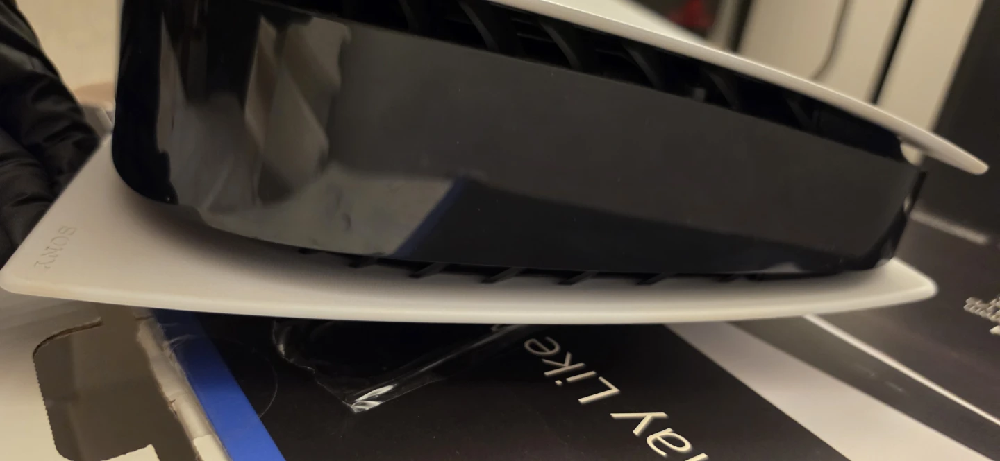 Sony PlayStation 5 Console 825GB - photo 4