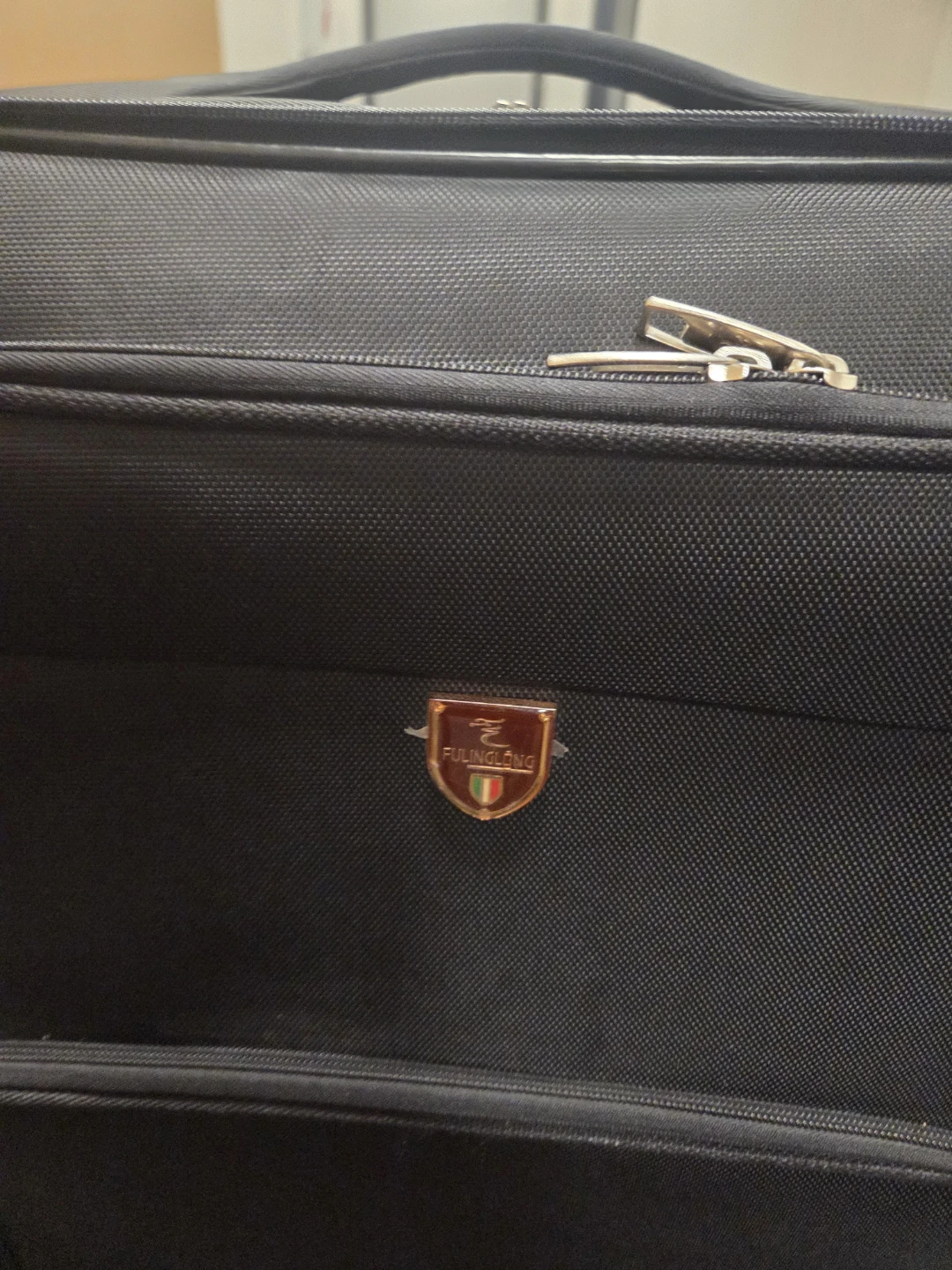 Fulinglong Black Suitcase - photo 3