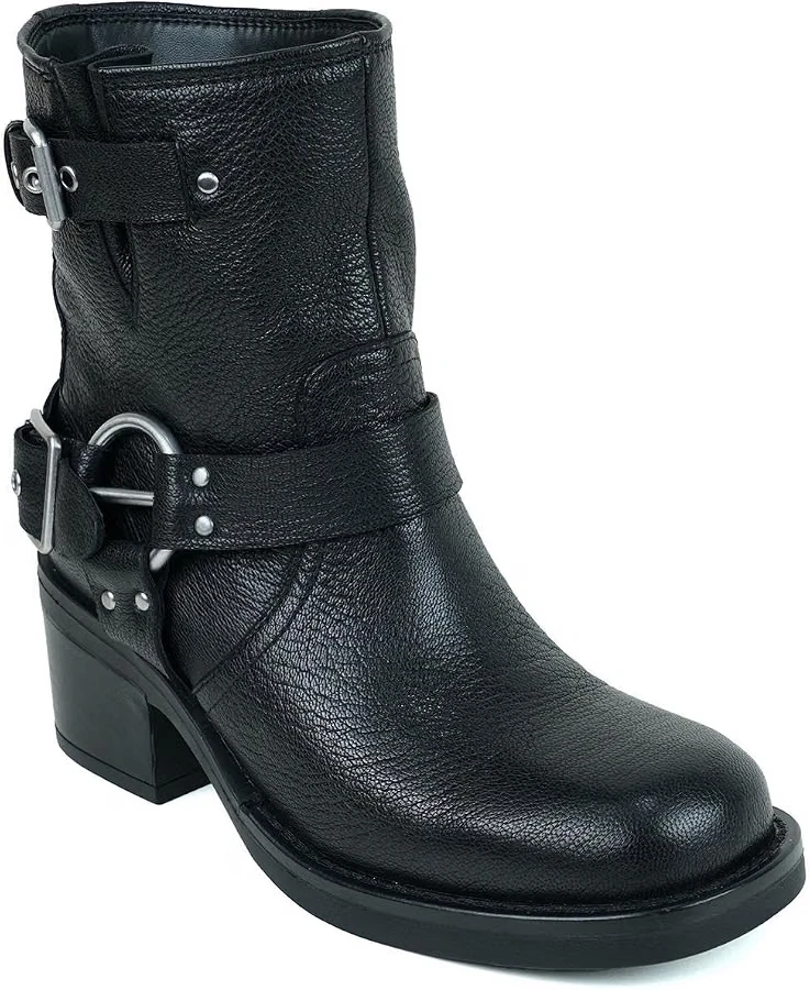 Kenneth Cole New York Stride Leather Boots.