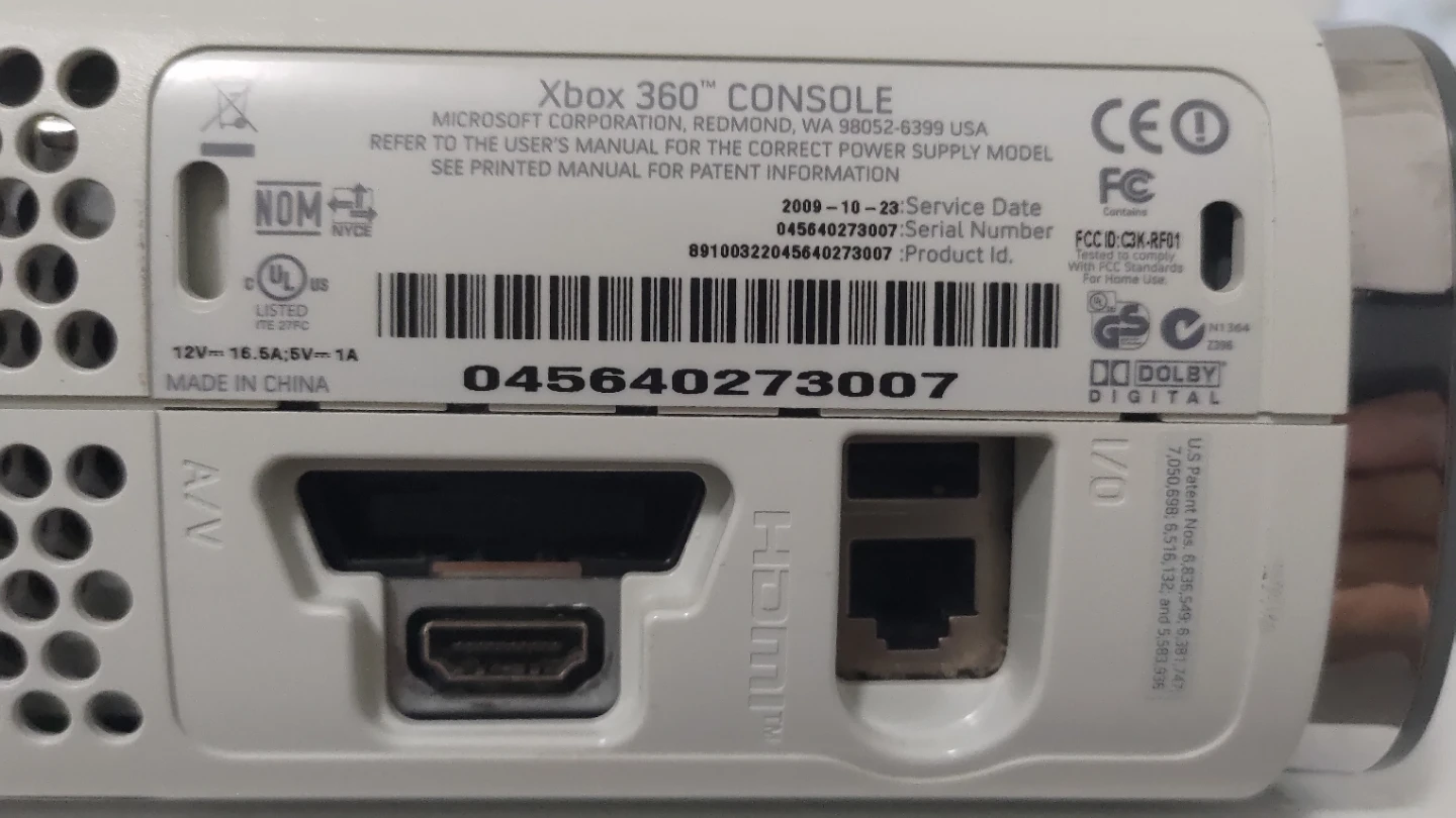 Xbox 360 Console Bundle - photo 3