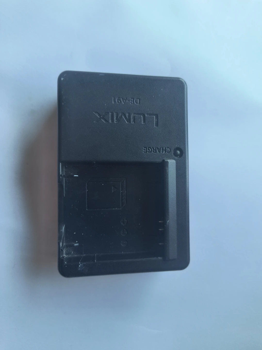 Panasonic Lumix DE-A91 Battery Charger