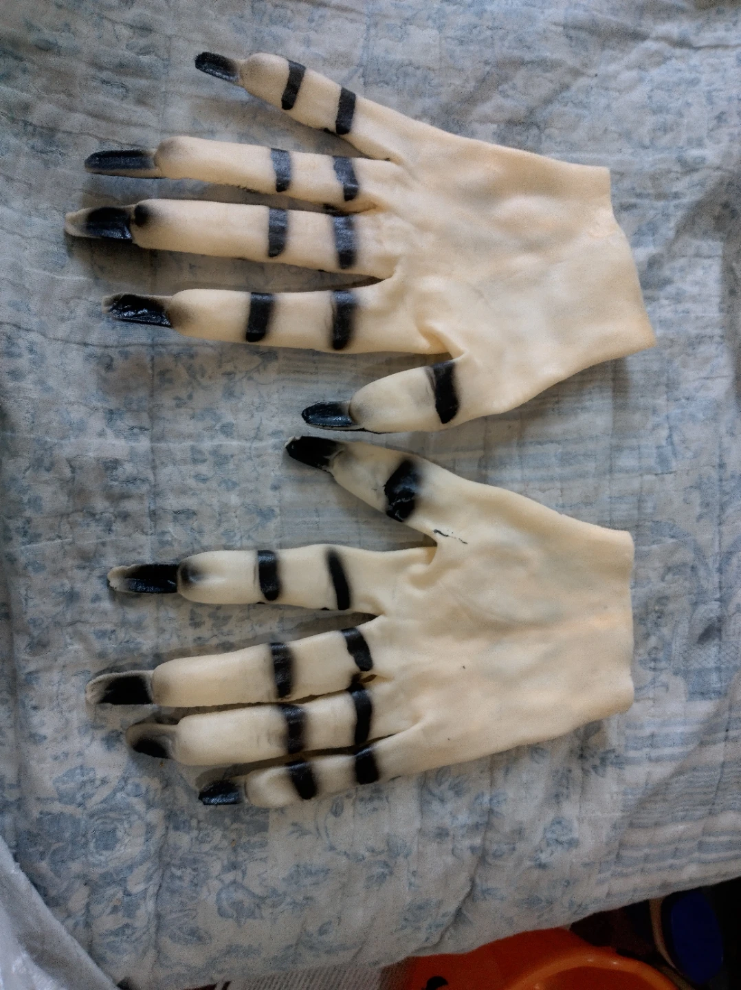 Halloween Costume Hand Gloves and Pumpkin Bucket Set - photo 5