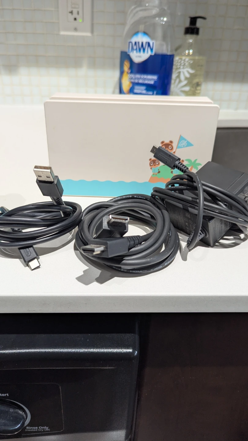 Nintendo Switch Animal Crossing Edition - photo 3