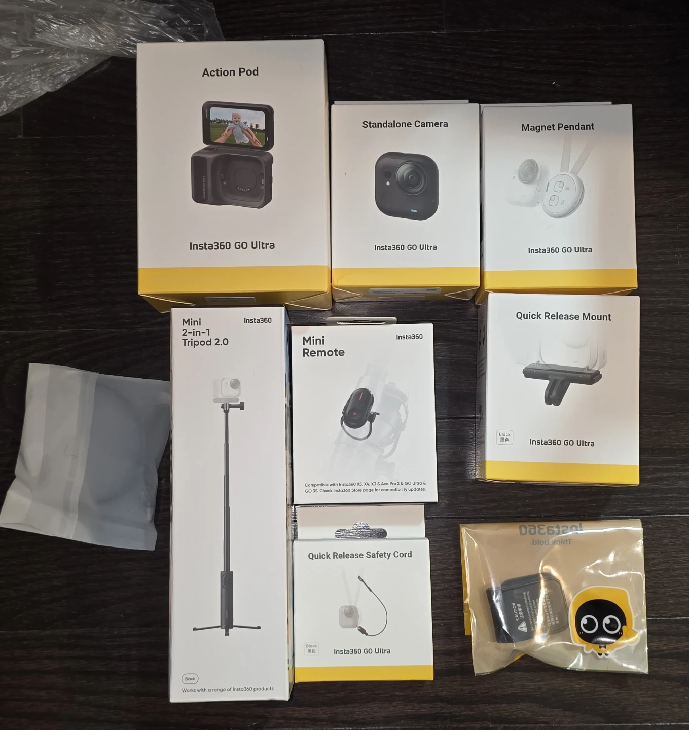 BNIB - Insta360 GO Ultra w Many Attachments