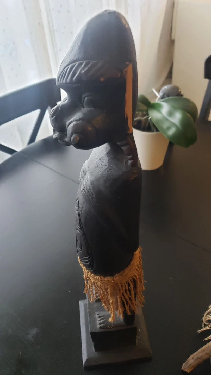 African wooden statues - photo 3