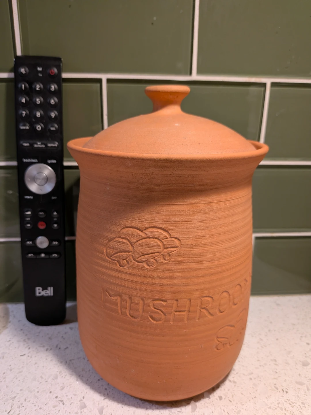 Lidded terracotta crock for mushrooms - photo 2