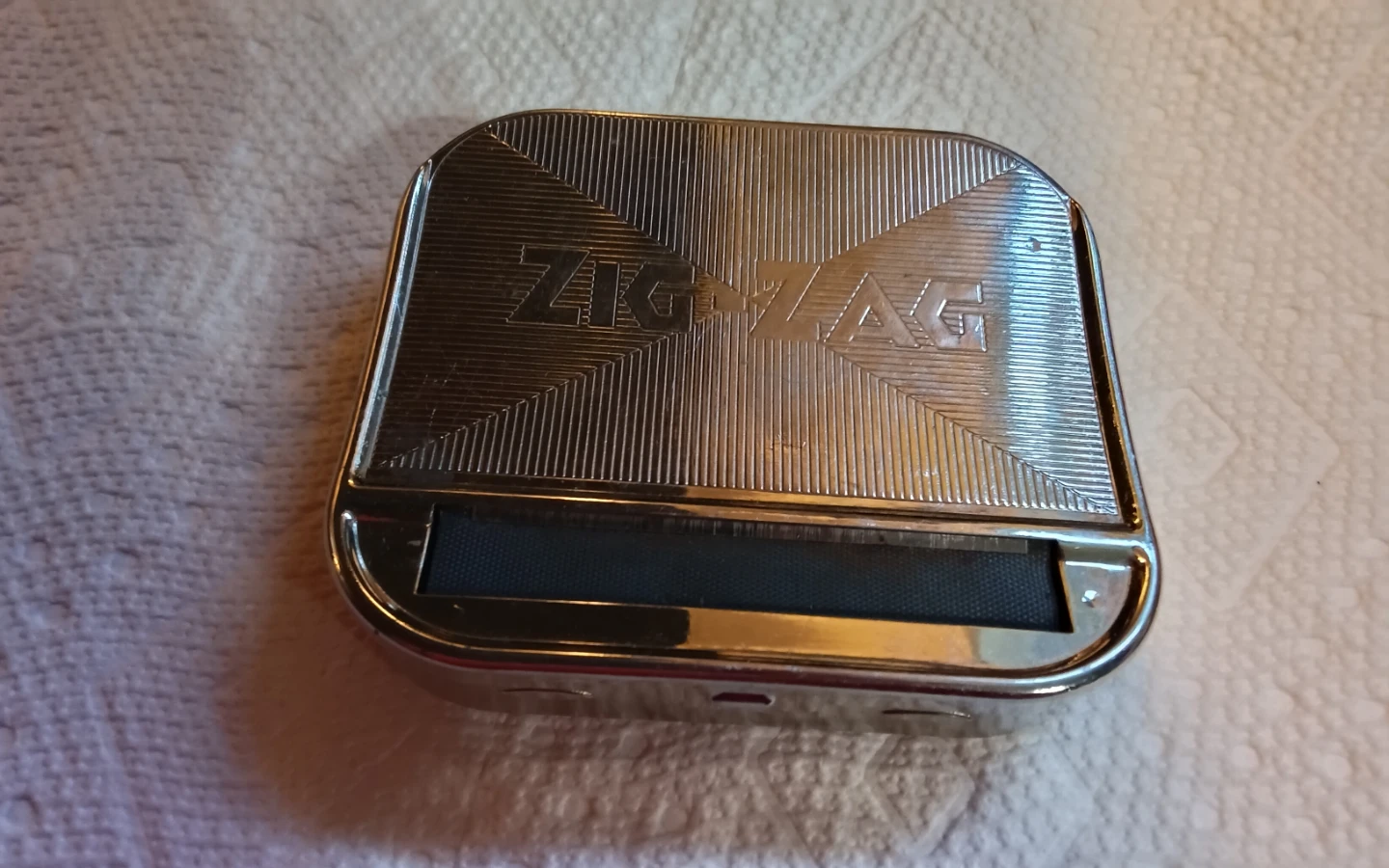 Zig-Zag cigarette roller - photo 2
