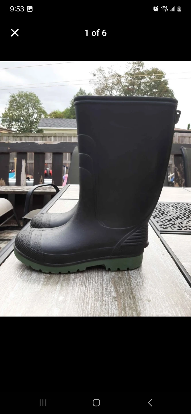 Kids Black Rain Boots Size 3