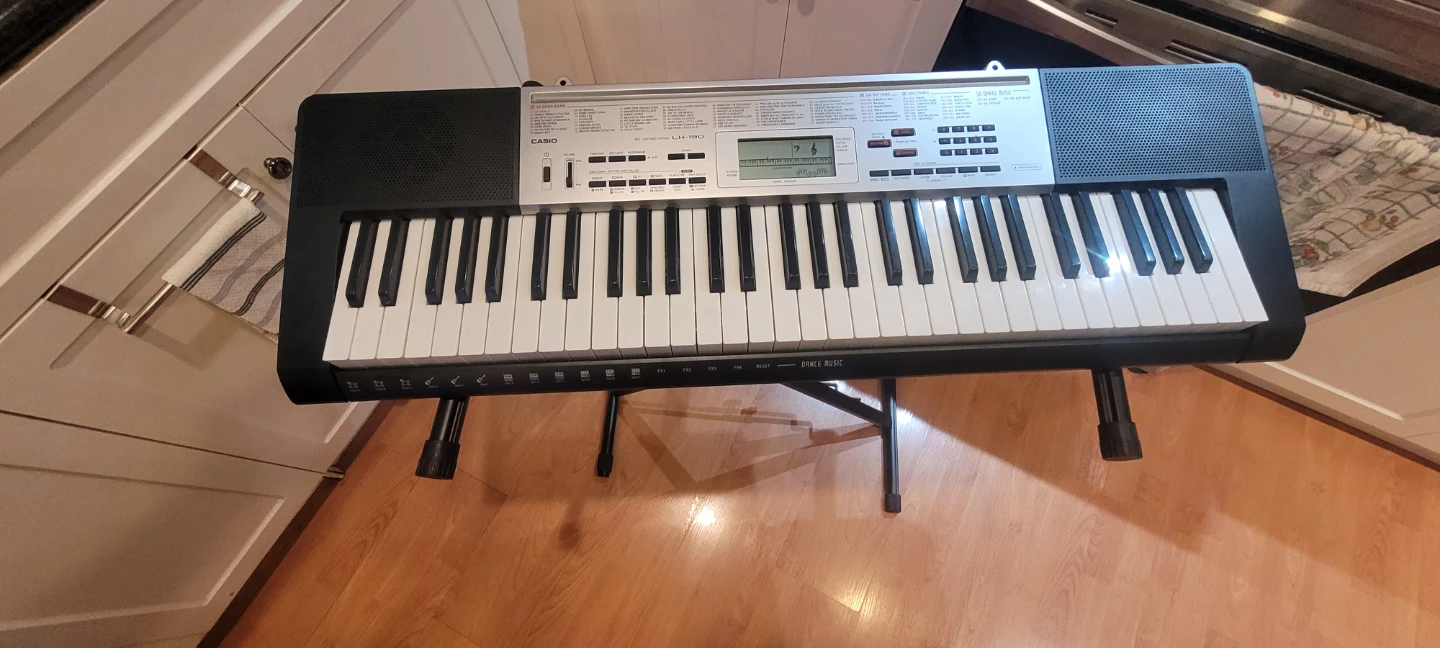 Casio LK-190 Keyboard with Stand