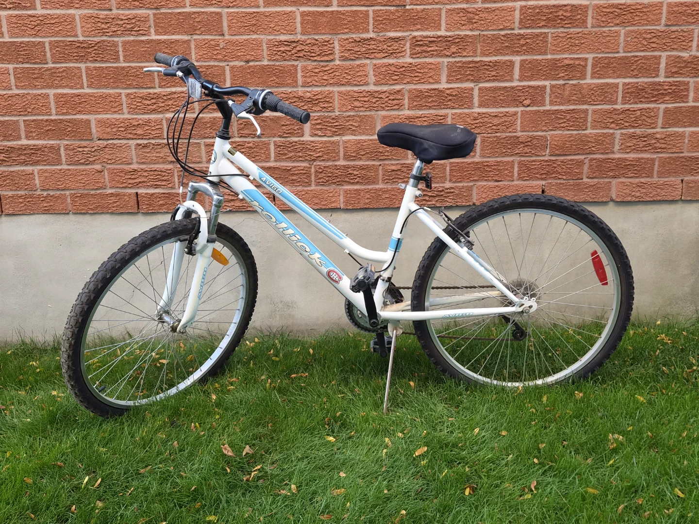 Bicycles for sale - frames are in great shape - photo 2