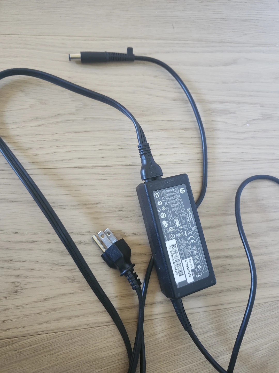 HP EliteBook 8470p Laptop with Charger - photo 3