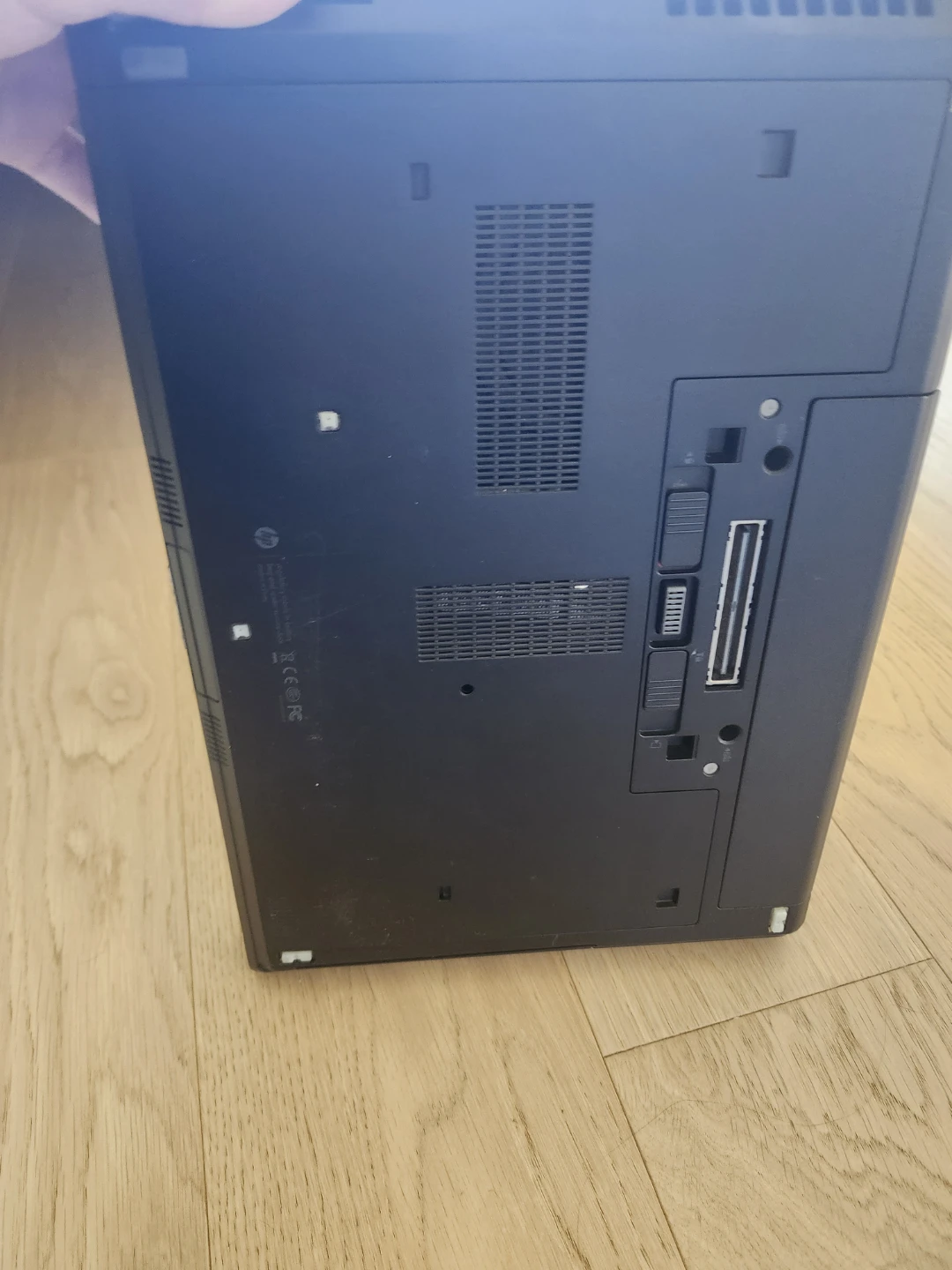 HP EliteBook 8470p Laptop with Charger - photo 5