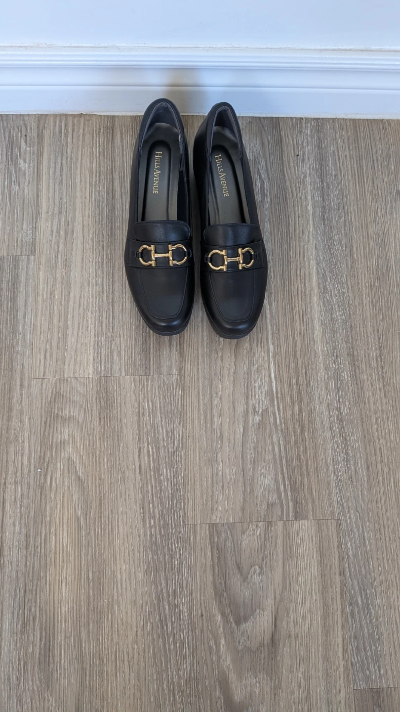 Hills Avenue black loafer shoes