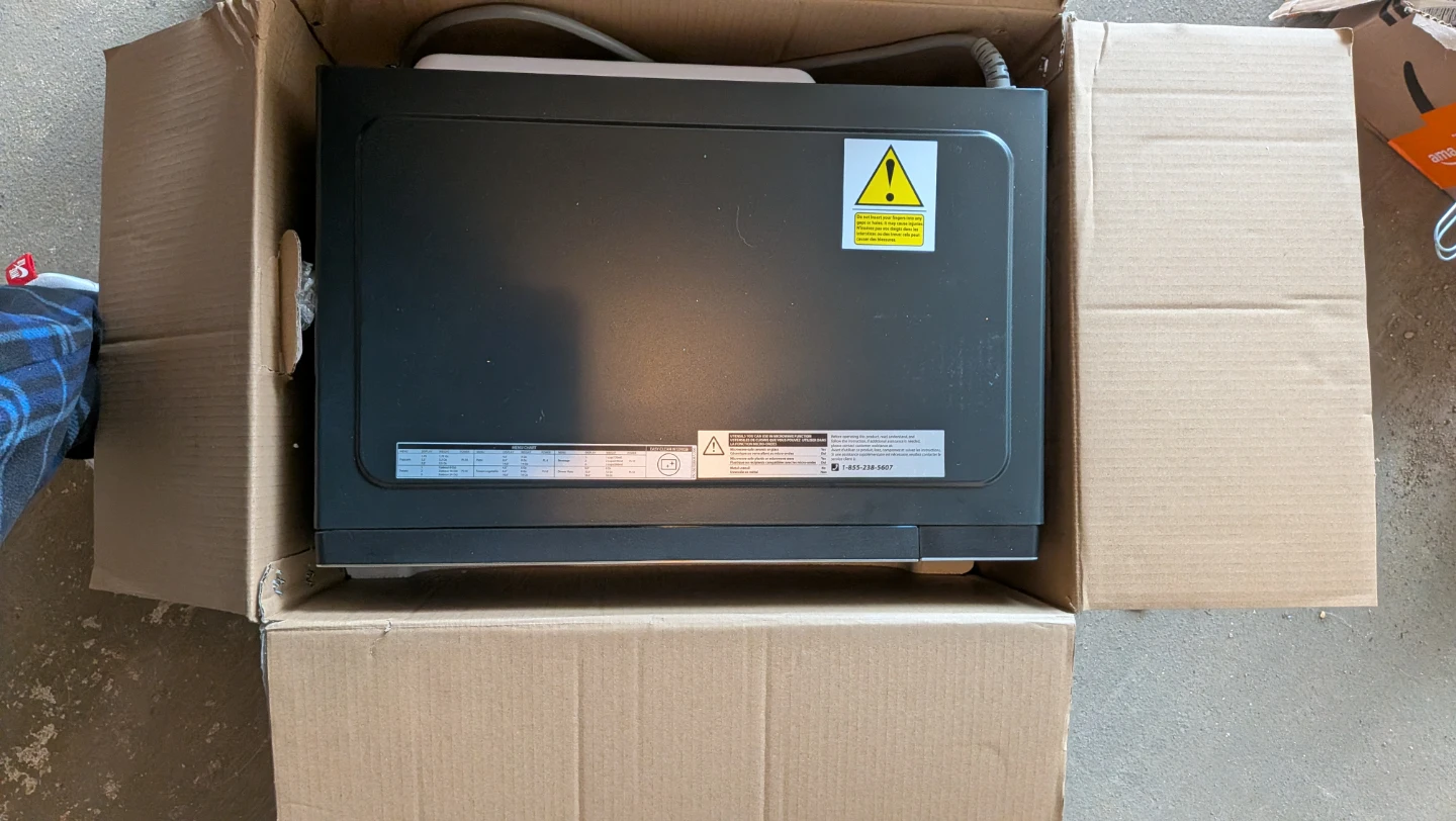 Toshiba Microwave - photo 2