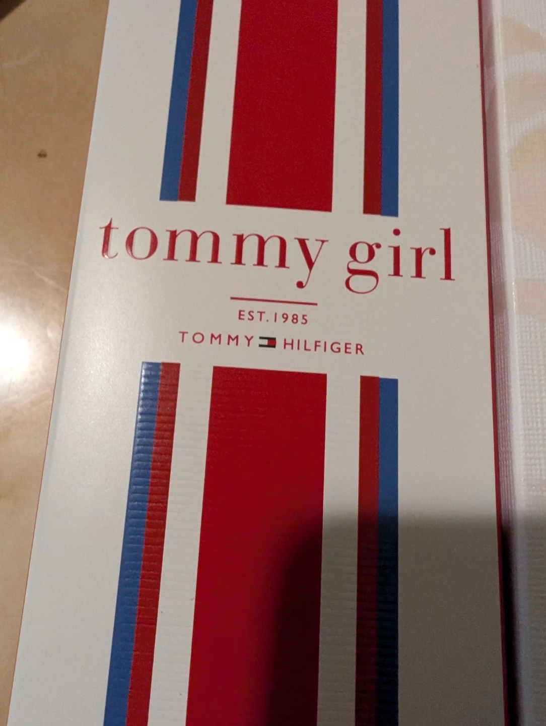Tommy Girl & Elizabeth Arden - photo 4