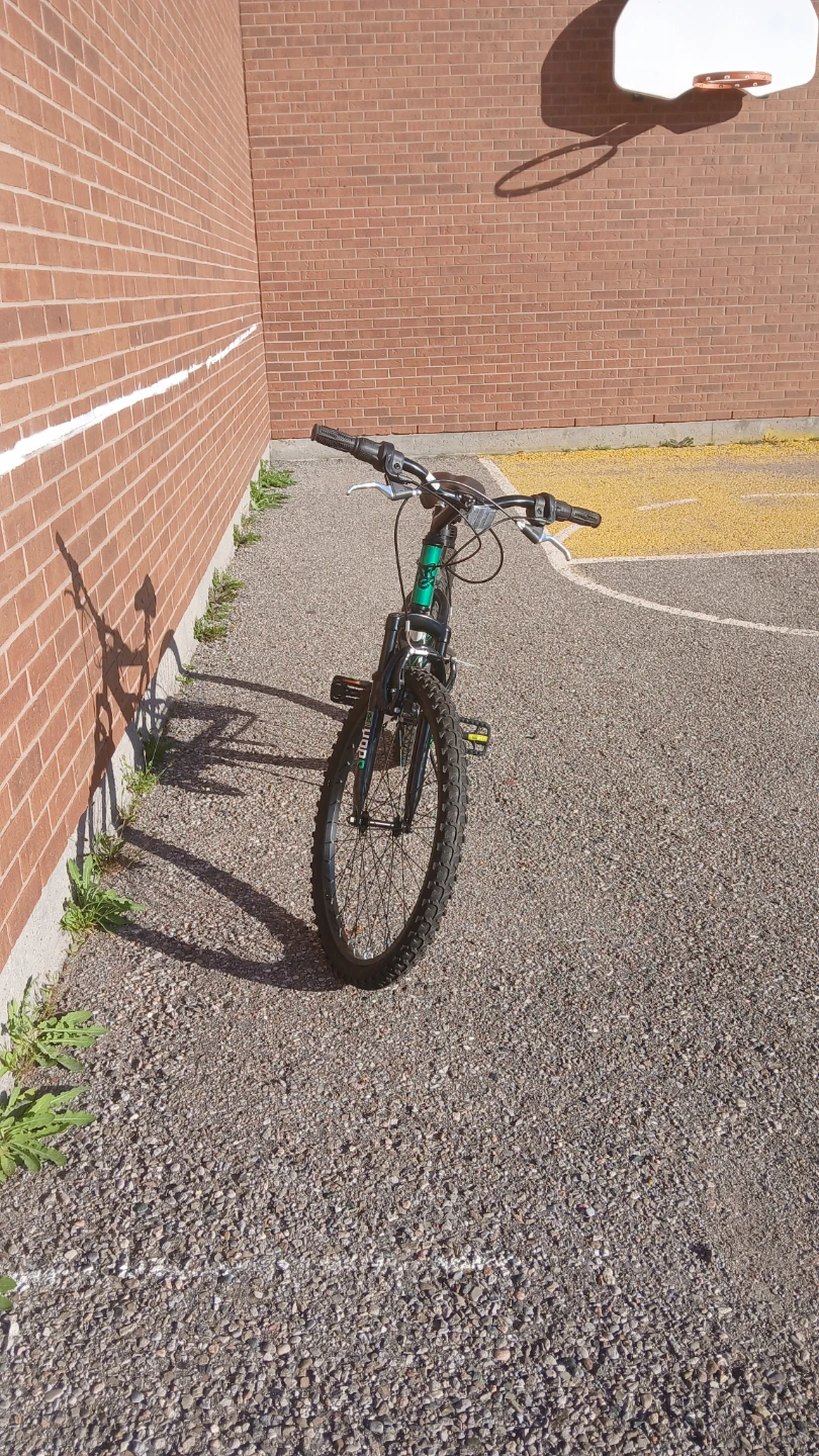Hyper Aluminum Mountain Bike - photo 2