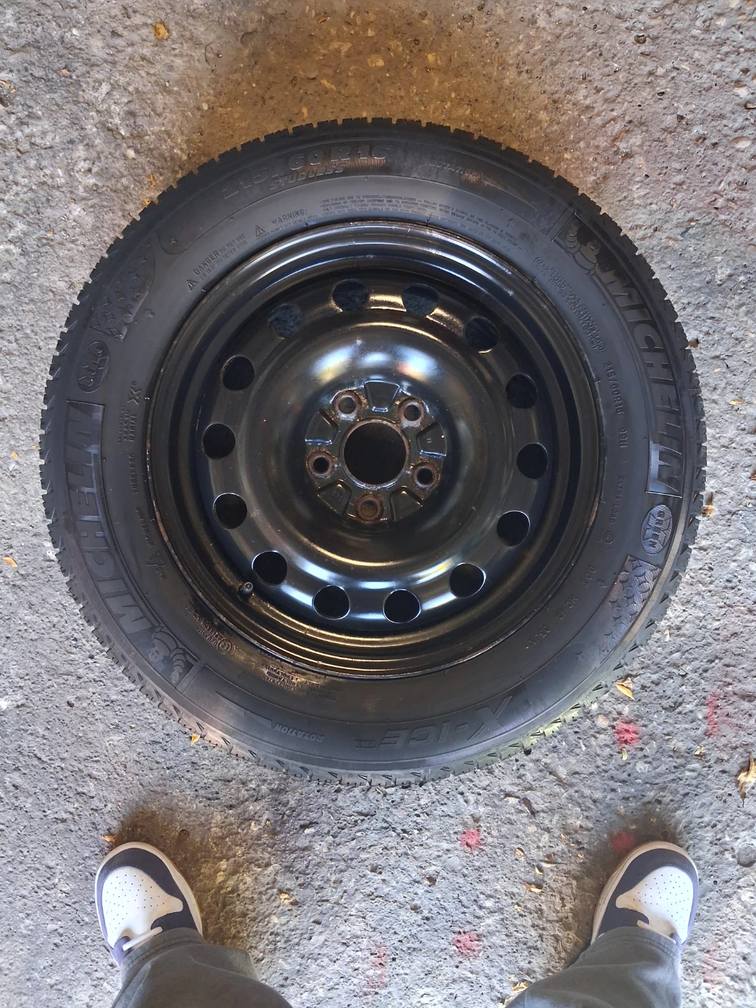215/60/16 Michelin X-Ice winter tires and rims. 5 x 114.3. Honda