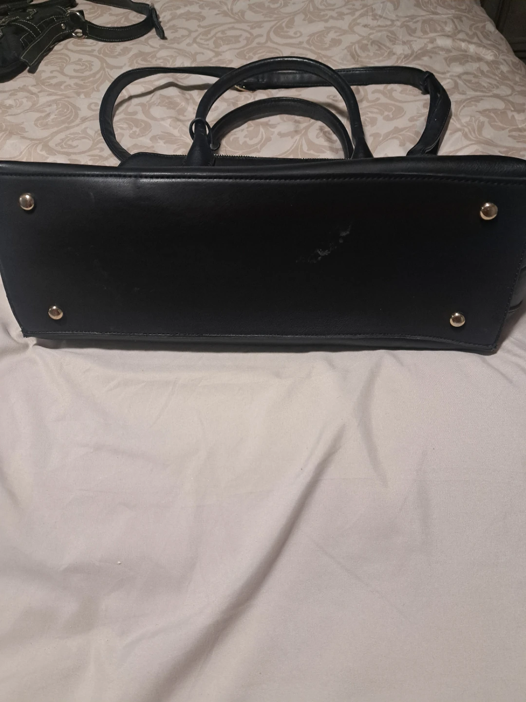 Susen Black Handbag - photo 2
