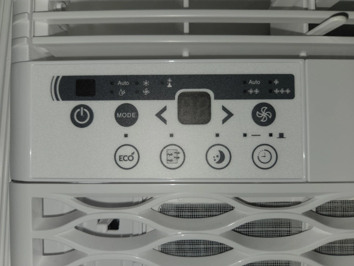 Danby 8,000 BTU Window Air Conditioner - photo 3