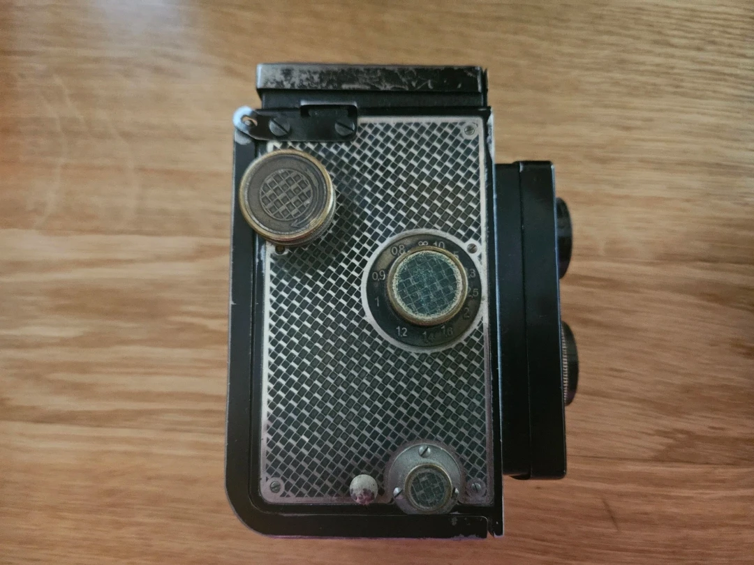 Vintage Rolleicord Film Camera - photo 4