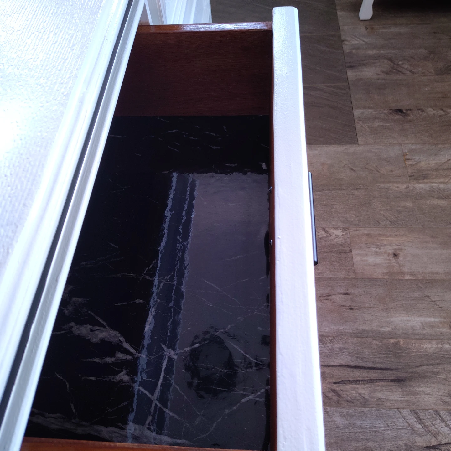 Set of Two Painted Wooden Nightstands /Dressers - photo 5