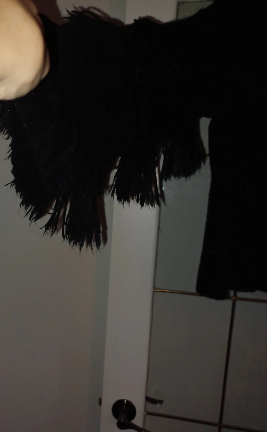 Black Sweater with Fringe Detail - photo 2