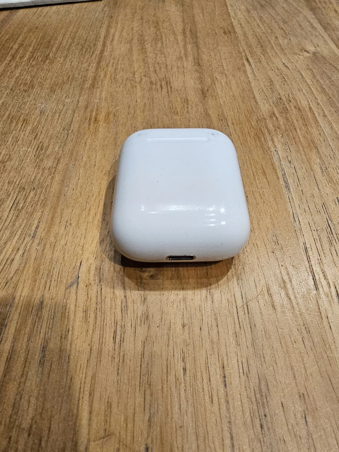 Apple AirPods Wireless Earbuds