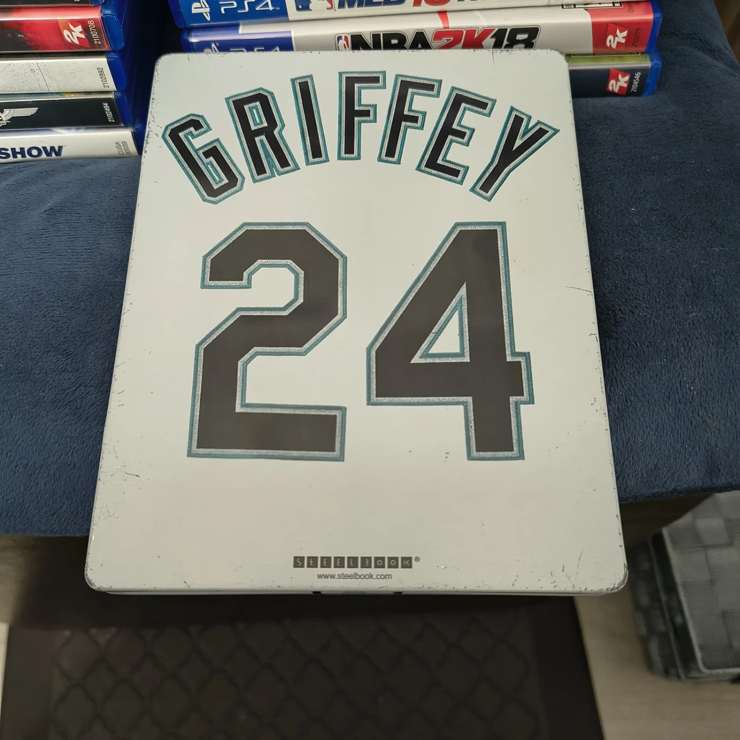 PS4 MLB The Show 17 MVP Edition Steelbook -Ken Griffey - photo 3