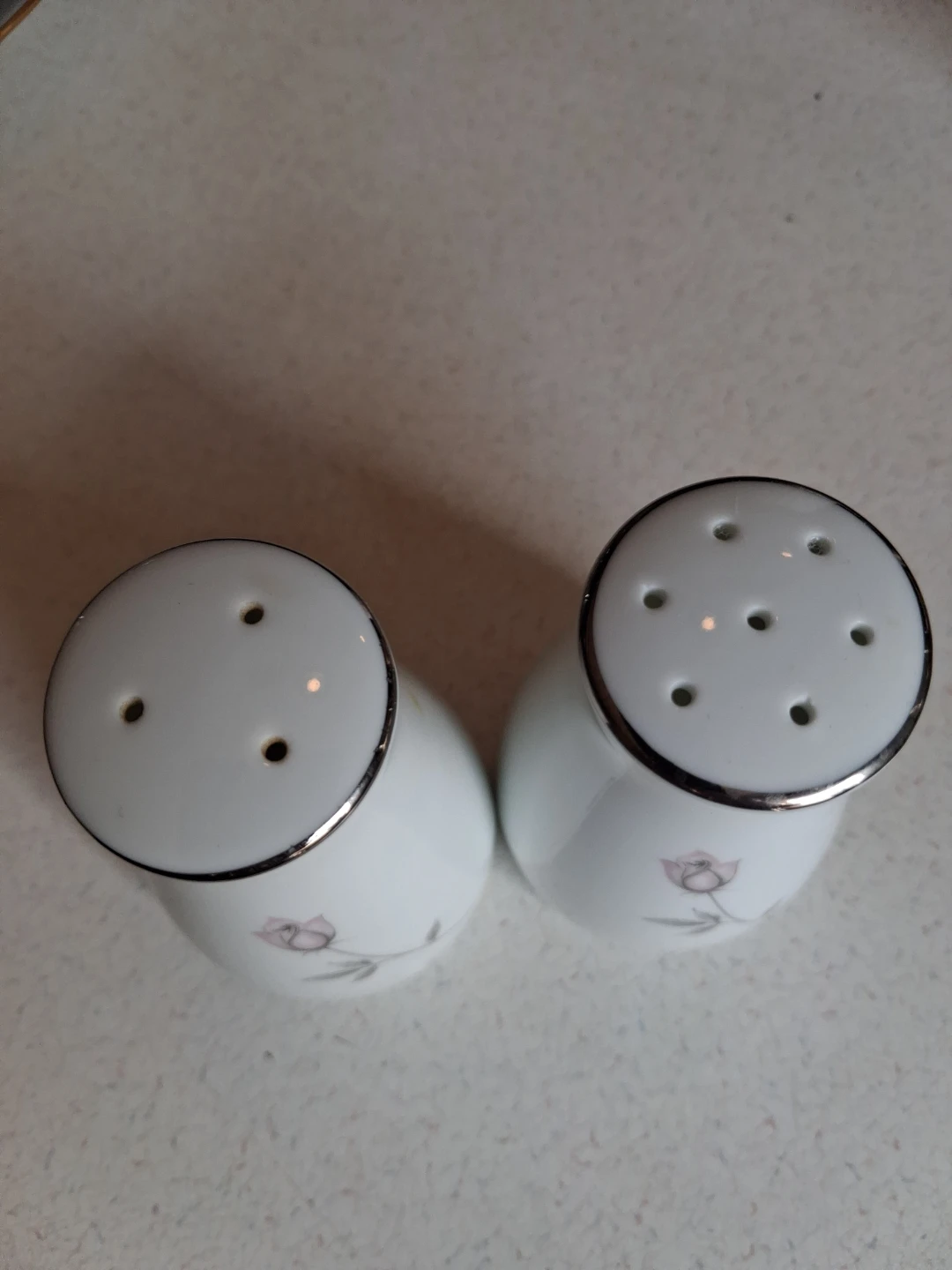 Noritake Japan Salt and Pepper Shakers - photo 2
