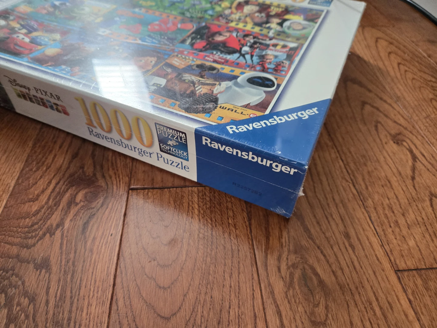 Disney Pixar 1000 Piece Puzzle - photo 2