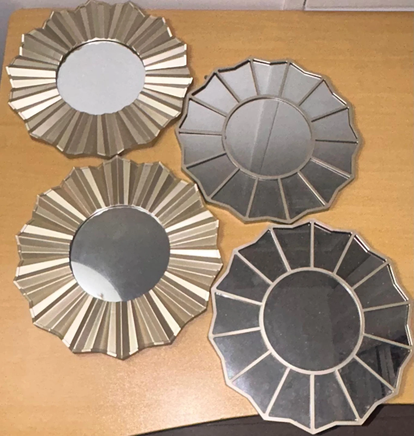Set of 4 Decorative Sunburst Mirrors