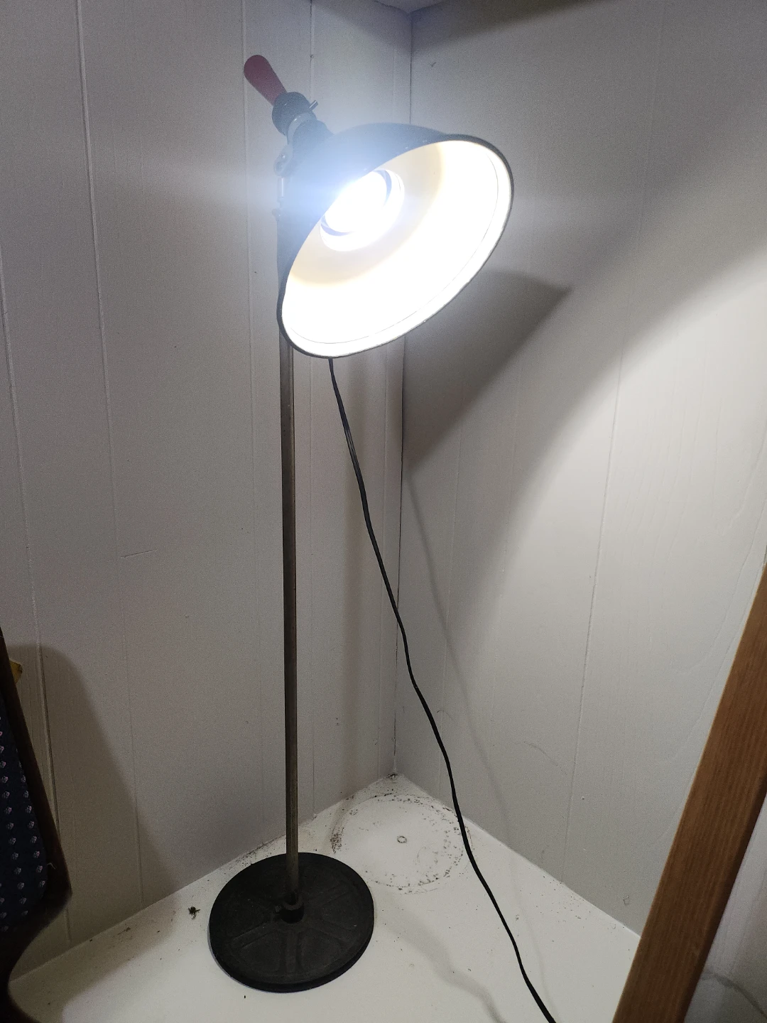 Vintage Industrial Floor Lamp - photo 2