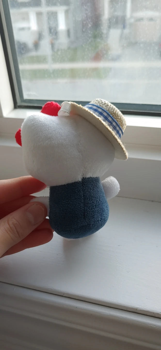Hello Kitty Summer Plushie - photo 3